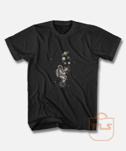 Astronaut Juggles Planets On A Unicycle T Shirt