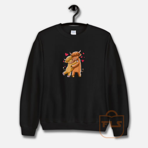 Cuddle Highland Cattle I Scottish Cow Farmers Sweatshirt